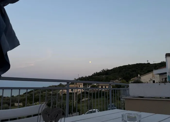 Apartmán House With A Terrace Overlooking The Sea *