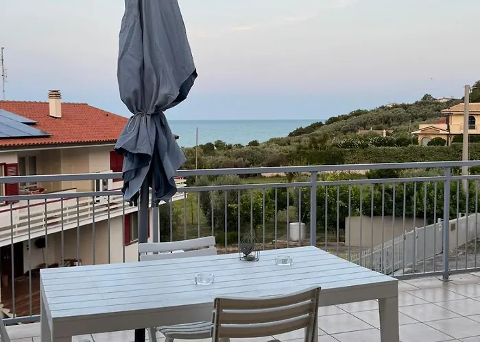 House With A Terrace Overlooking The Sea Marina di San Vito