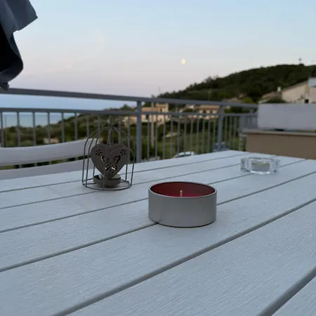 Lejlighed House With A Terrace Overlooking The Sea Marina di San Vito